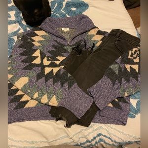 * Over Sized Aztech Half Zip *